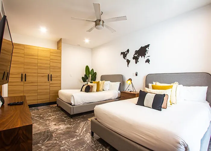 Right On The Beach, Gym, Location, Private Plunge Apartamento