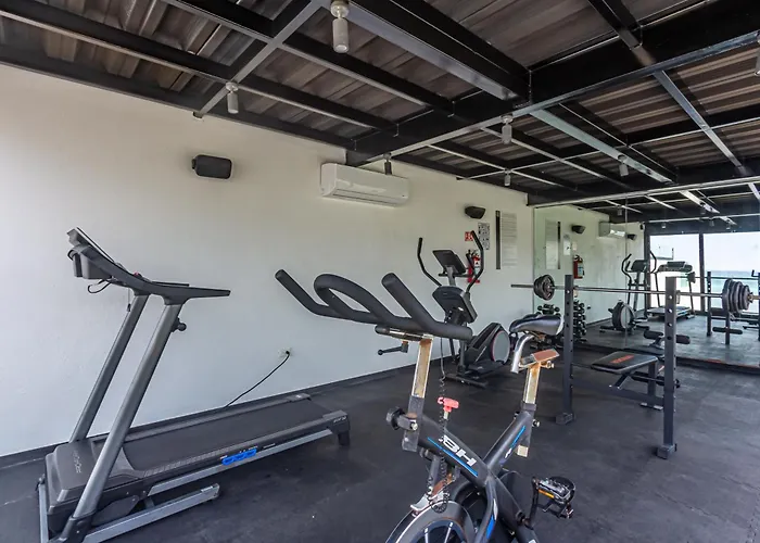 Right On The Beach, Gym, Location, Private Plunge