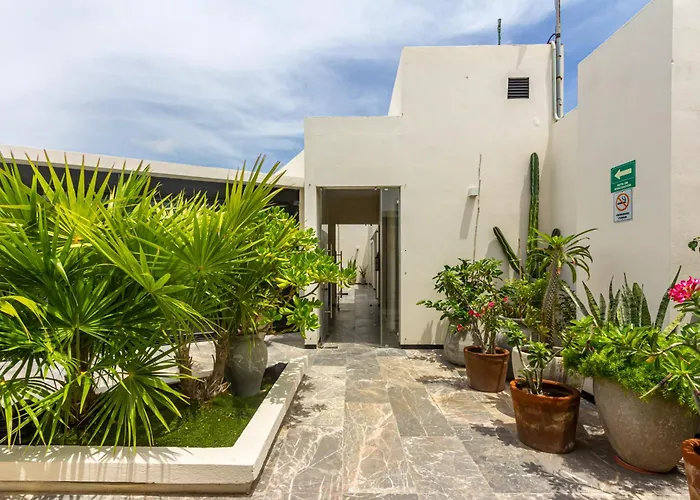 Right On The Beach, Gym, Location, Private Plunge Apartamento *